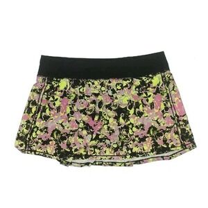 Lululemon Pace Rival Mid-Rise Skirt in the Inflected Highlight Yellow‎ Multi